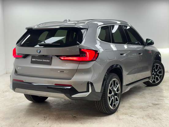 BMW-X1-2024