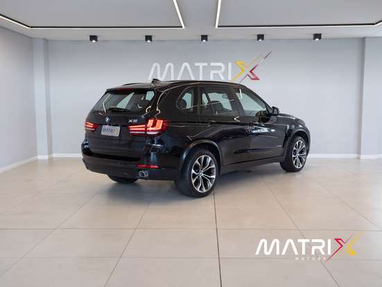 BMW-X5-2015
