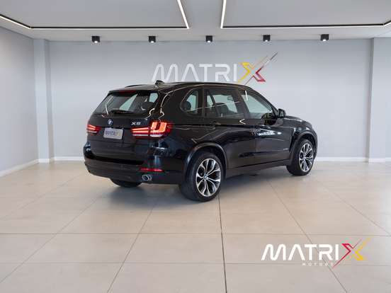 BMW-X5-3.0 4X4 30D I6 TURBO DIESEL 4P AUTOMÁTICO BMW-X5-2015