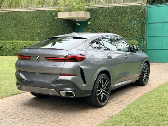 BMW-X6-3.0 TWINPOWER GASOLINA XDRIVE40I M SPORT AUTOMÁTICO BMW-X6-2025
