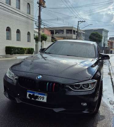 BMW-320i-2013