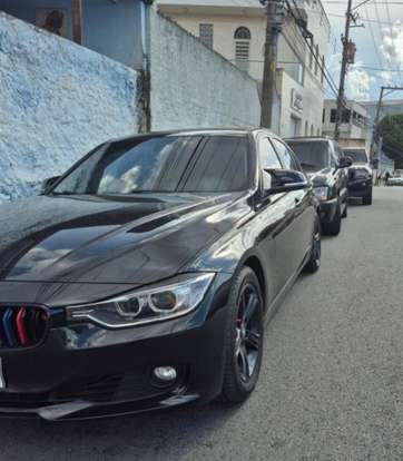 BMW-320i-2013