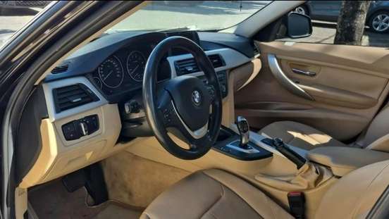 BMW-320i-2013