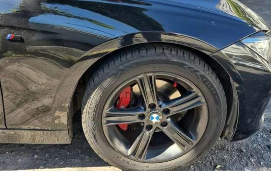 BMW-320i-2013