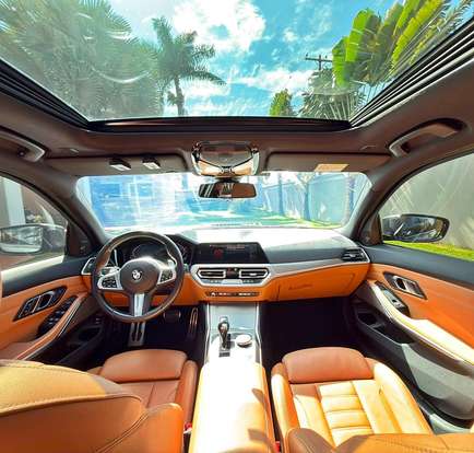 BMW-320i-2020