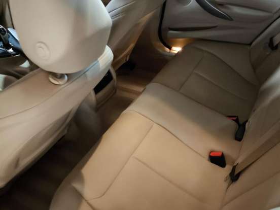 BMW-320i-2.0 SPORT 16V TURBO ACTIVE FLEX 4P AUTOMÁTICO BMW-320i-2017