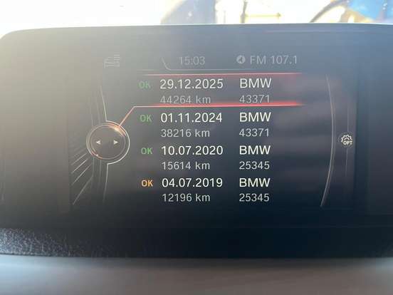 BMW-320i-2017