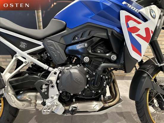 BMW-F 900 GS TROPHY BMW-F 900 GS TROPHY-2025