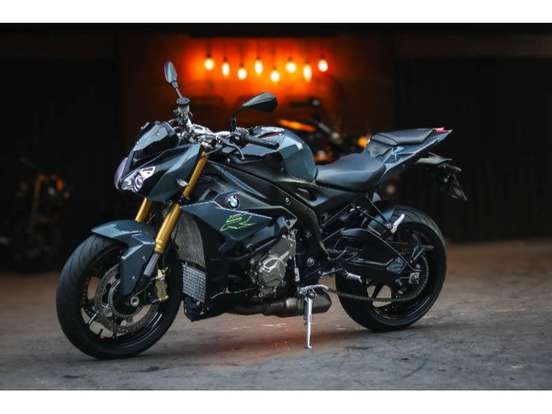 BMW-S 1000 R BMW-S 1000 R-2017