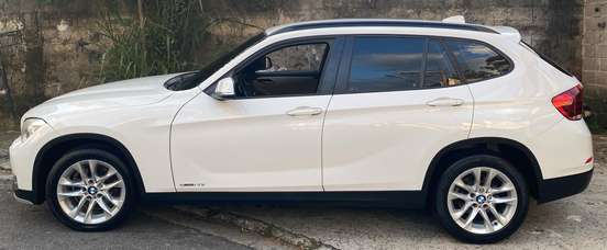 BMW-X1-2.0 16V TURBO ACTIVEFLEX SDRIVE20I X-LINE 4P AUTOMÁTICO BMW-X1-2015