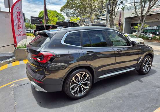 BMW-X3-2023