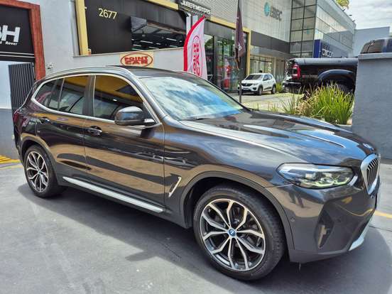 BMW-X3-2.0 16V HÍBRIDO X LINE XDRIVE30E STEPTRONIC BMW-X3-2023