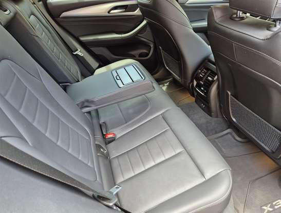 BMW-X3-2023