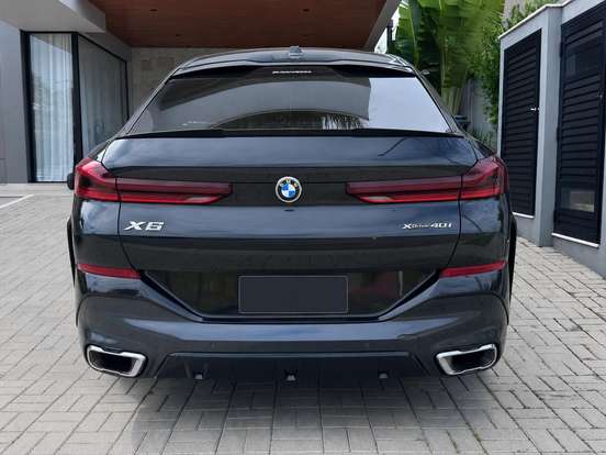 BMW-X6-3.0 TWINPOWER GASOLINA XDRIVE40I M SPORT AUTOMÁTICO BMW-X6-2024