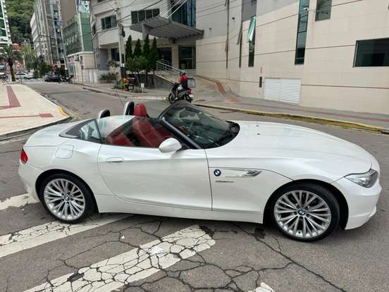 BMW-Z4-2.0 16V TURBO GASOLINA SDRIVE20I AUTOMÁTICO BMW-Z4-2013