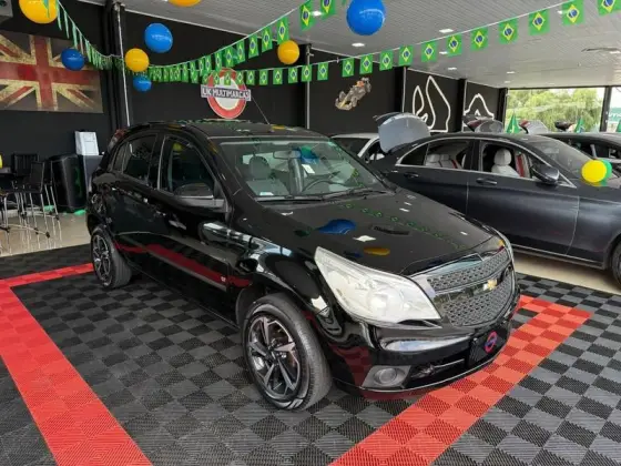CHEVROLET AGILE 1.4 MPFI LT 8V FLEX 4P MANUAL CHEVROLET AGILE 1.4 MPFI LT 8V FLEX 4P MANUAL