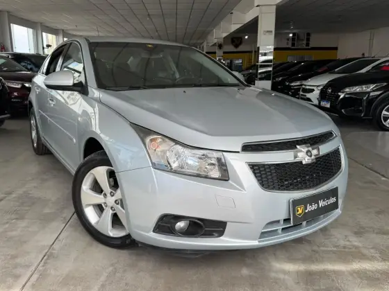 CHEVROLET CRUZE 1.8 LT 16V FLEX 4P AUTOMÁTICO CHEVROLET CRUZE 1.8 LT 16V FLEX 4P AUTOMÁTICO