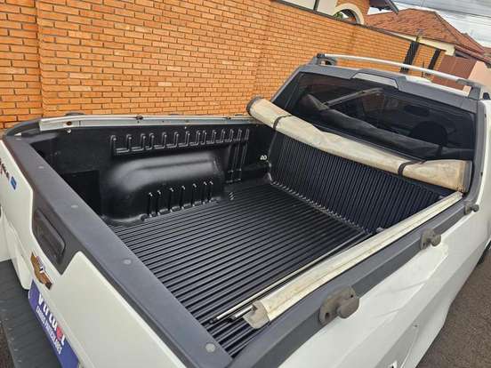 CHEVROLET-MONTANA-1.4 MPFI LS CS 8V FLEX 2P MANUAL CHEVROLET-MONTANA-2017
