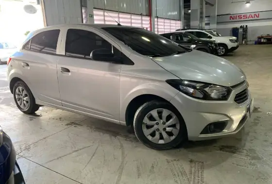 CHEVROLET ONIX 1.0 MPFI JOY 8V FLEX 4P MANUAL CHEVROLET ONIX 1.0 MPFI JOY 8V FLEX 4P MANUAL