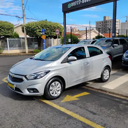 CHEVROLET ONIX 1.0 MPFI LT 8V FLEX 4P MANUAL CHEVROLET ONIX 1.0 MPFI LT 8V FLEX 4P MANUAL