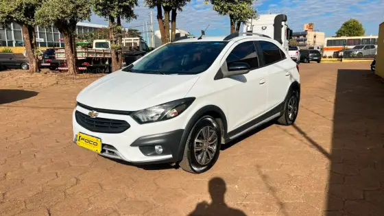 CHEVROLET ONIX 1.4 MPFI ACTIV 8V FLEX 4P AUTOMÁTICO