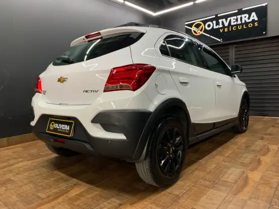 CHEVROLET-ONIX-1.4 MPFI ACTIV 8V FLEX 4P MANUAL CHEVROLET-ONIX-2019