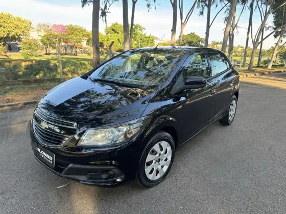 CHEVROLET ONIX 1.4 MPFI LT 8V FLEX 4P MANUAL CHEVROLET ONIX 1.4 MPFI LT 8V FLEX 4P MANUAL