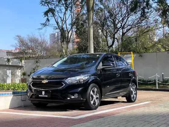 CHEVROLET ONIX 1.4 MPFI LTZ 8V FLEX 4P MANUAL CHEVROLET ONIX 1.4 MPFI LTZ 8V FLEX 4P MANUAL
