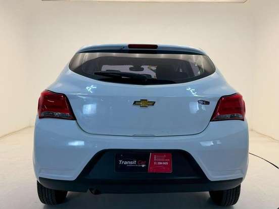CHEVROLET-ONIX-2018