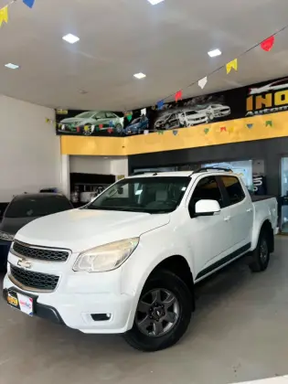 CHEVROLET S10 2.4 ADVANTAGE 4X2 CD 8V FLEX 4P MANUAL CHEVROLET S10 2.4 ADVANTAGE 4X2 CD 8V FLEX 4P MANUAL