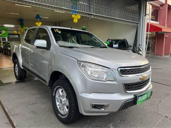 CHEVROLET S10 2.8 LT 4X2 CD 16V TURBO DIESEL 4P MANUAL