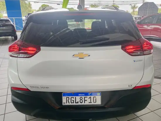 CHEVROLET-TRACKER-2022