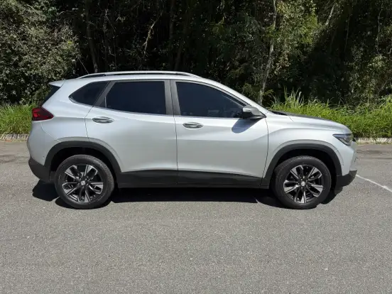 CHEVROLET-TRACKER-2022