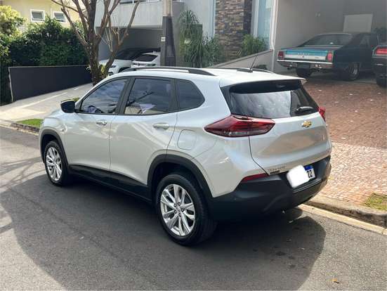 CHEVROLET-TRACKER-2022