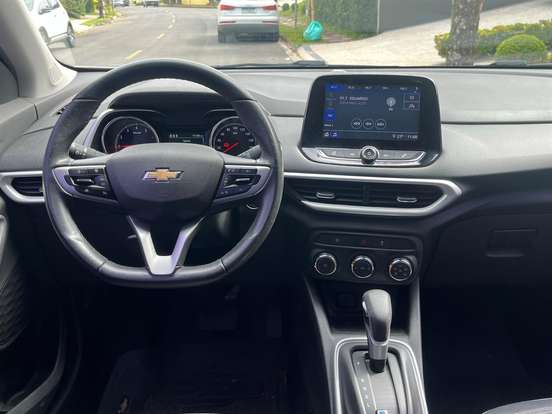 CHEVROLET-TRACKER-2022