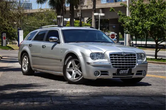 CHRYSLER 300 C 5.7 HEMI TOURING V8 16V GASOLINA 4P AUTOMÁTICO CHRYSLER 300 C 5.7 HEMI TOURING V8 16V GASOLINA 4P AUTOMÁTICO