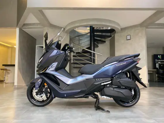 DAFRA CRUISYM 300 