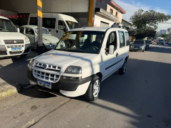 FIAT DOBLÒ 1.8 MPI ELX 8V GASOLINA 4P MANUAL FIAT DOBLÒ 1.8 MPI ELX 8V GASOLINA 4P MANUAL