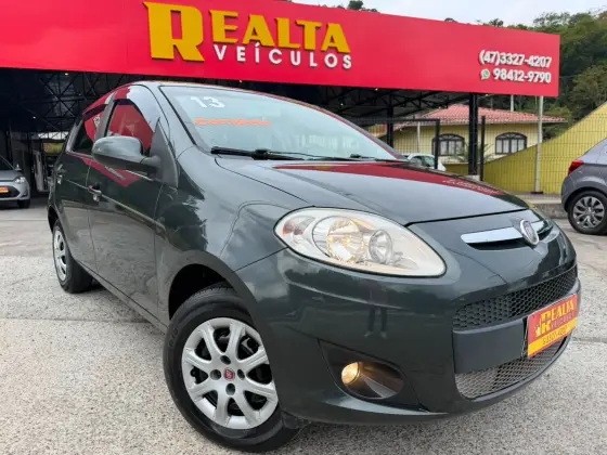 FIAT PALIO 1.0 MPI ATTRACTIVE 8V FLEX 4P MANUAL FIAT PALIO 1.0 MPI ATTRACTIVE 8V FLEX 4P MANUAL