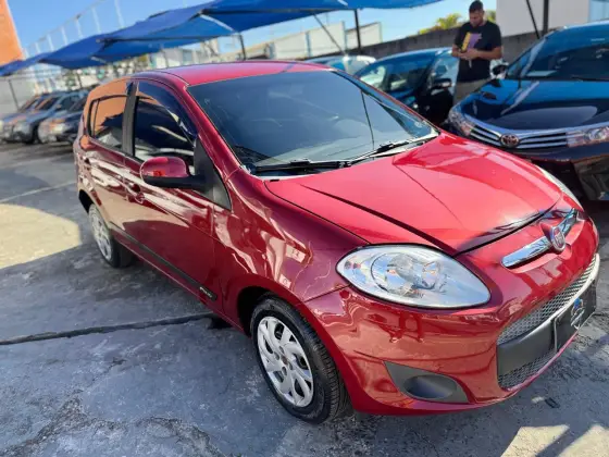 FIAT PALIO 1.0 MPI ATTRACTIVE 8V FLEX 4P MANUAL FIAT PALIO 1.0 MPI ATTRACTIVE 8V FLEX 4P MANUAL