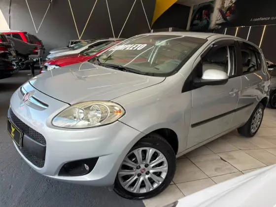 FIAT PALIO 1.6 MPI ESSENCE 16V FLEX 4P MANUAL FIAT PALIO 1.6 MPI ESSENCE 16V FLEX 4P MANUAL