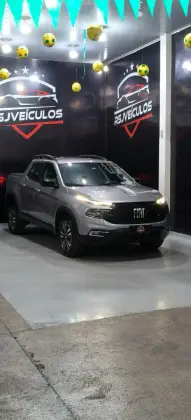 FIAT TORO 1.3 TURBO 270 FLEX FREEDOM AT6 FIAT TORO 1.3 TURBO 270 FLEX FREEDOM AT6