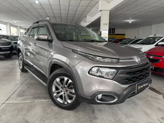 FIAT TORO 2.0 16V TURBO DIESEL FREEDOM 4WD AT9 FIAT TORO 2.0 16V TURBO DIESEL FREEDOM 4WD AT9