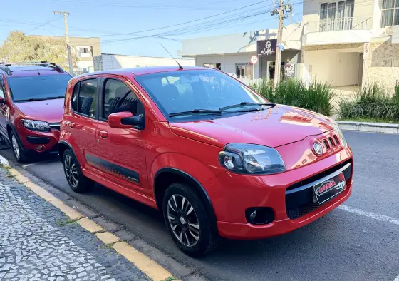 FIAT UNO 1.4 EVO SPORTING 8V FLEX 4P MANUAL FIAT UNO 1.4 EVO SPORTING 8V FLEX 4P MANUAL