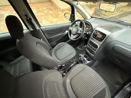 FIAT-IDEA-1.6 MPI ESSENCE 16V FLEX 4P MANUAL FIAT-IDEA-2014