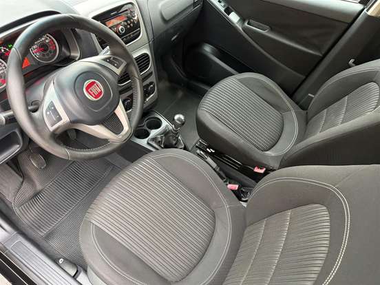 FIAT-IDEA-1.6 MPI ESSENCE 16V FLEX 4P MANUAL FIAT-IDEA-2014