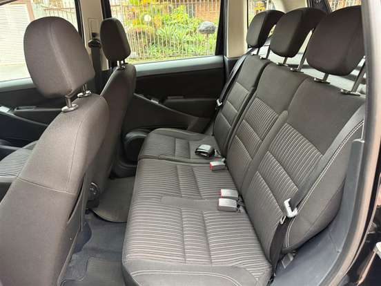 FIAT-IDEA-1.6 MPI ESSENCE 16V FLEX 4P MANUAL FIAT-IDEA-2014