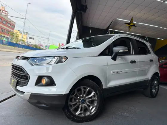FORD ECOSPORT 1.6 FREESTYLE 16V FLEX 4P MANUAL FORD ECOSPORT 1.6 FREESTYLE 16V FLEX 4P MANUAL