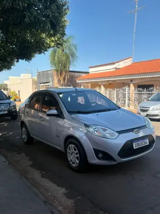 FORD FIESTA 1.6 MPI CLASS SEDAN 8V FLEX 4P MANUAL FORD FIESTA 1.6 MPI CLASS SEDAN 8V FLEX 4P MANUAL