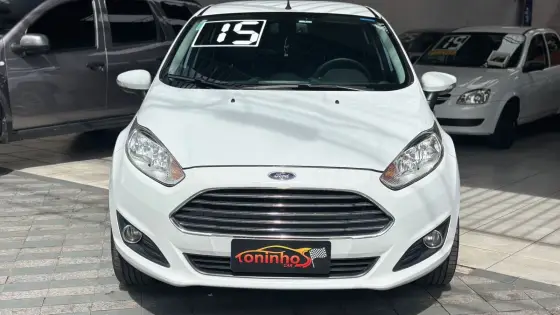 FORD FIESTA 1.6 TITANIUM HATCH 16V FLEX 4P POWERSHIFT FORD FIESTA 1.6 TITANIUM HATCH 16V FLEX 4P POWERSHIFT